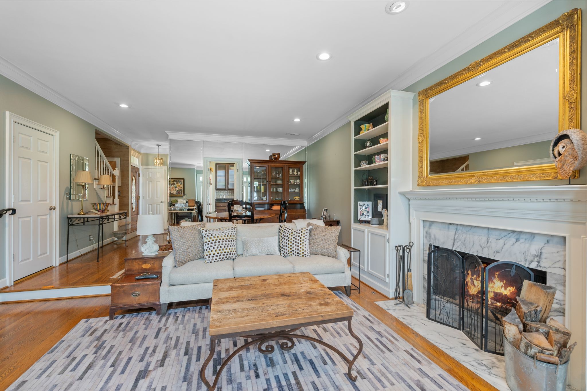 2828 Woodlawn Drive