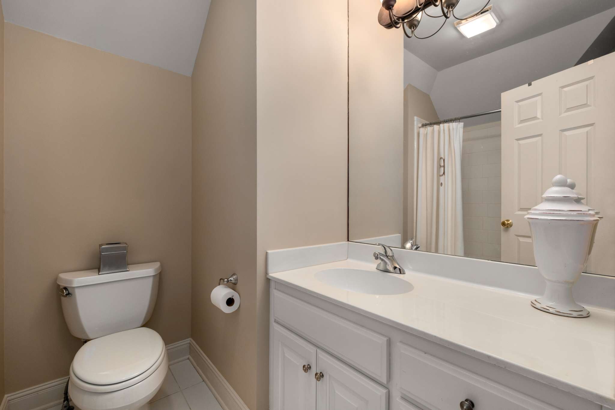 504 Chippenham Ct
