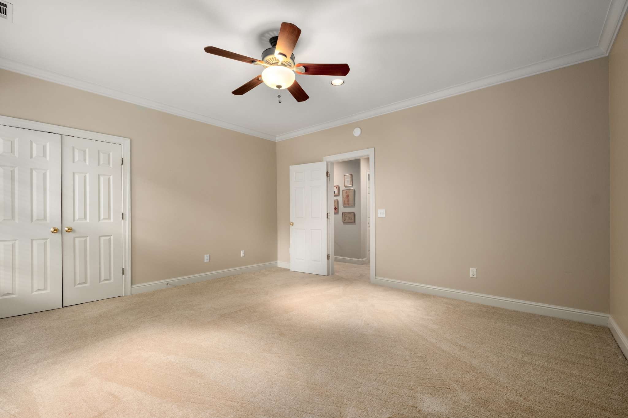 504 Chippenham Ct