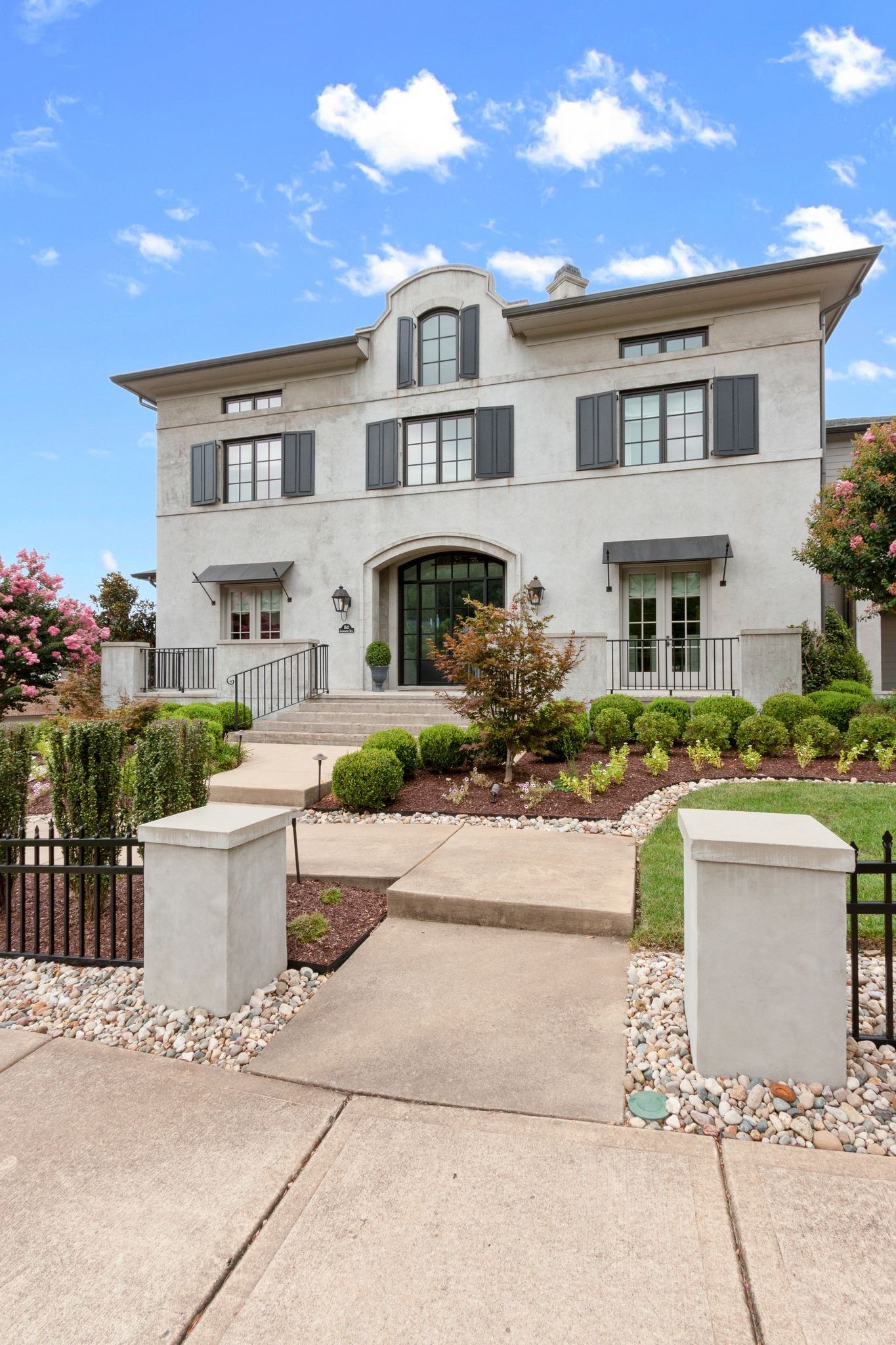 1542 Championship Boulevard