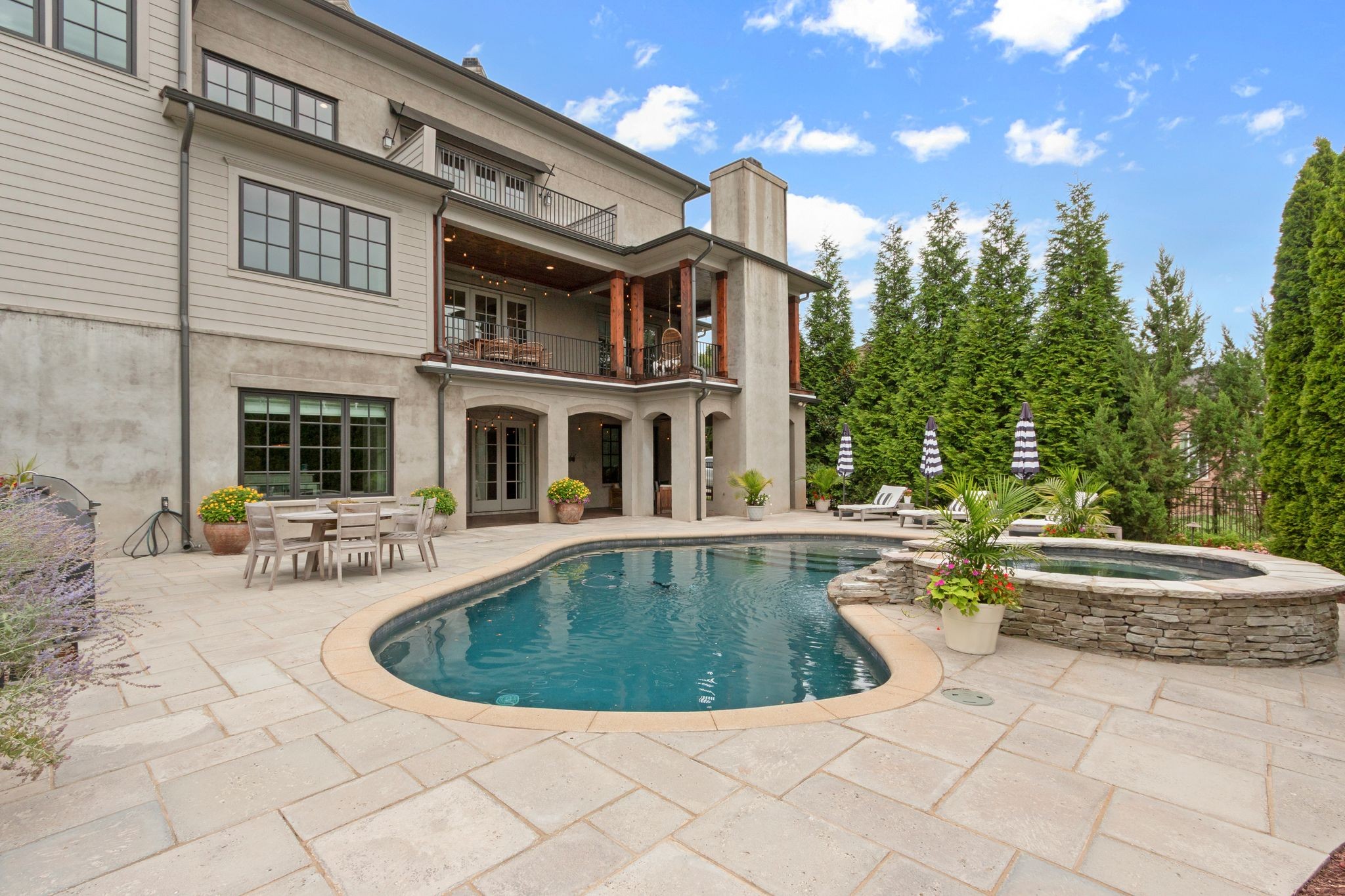 1542 Championship Boulevard