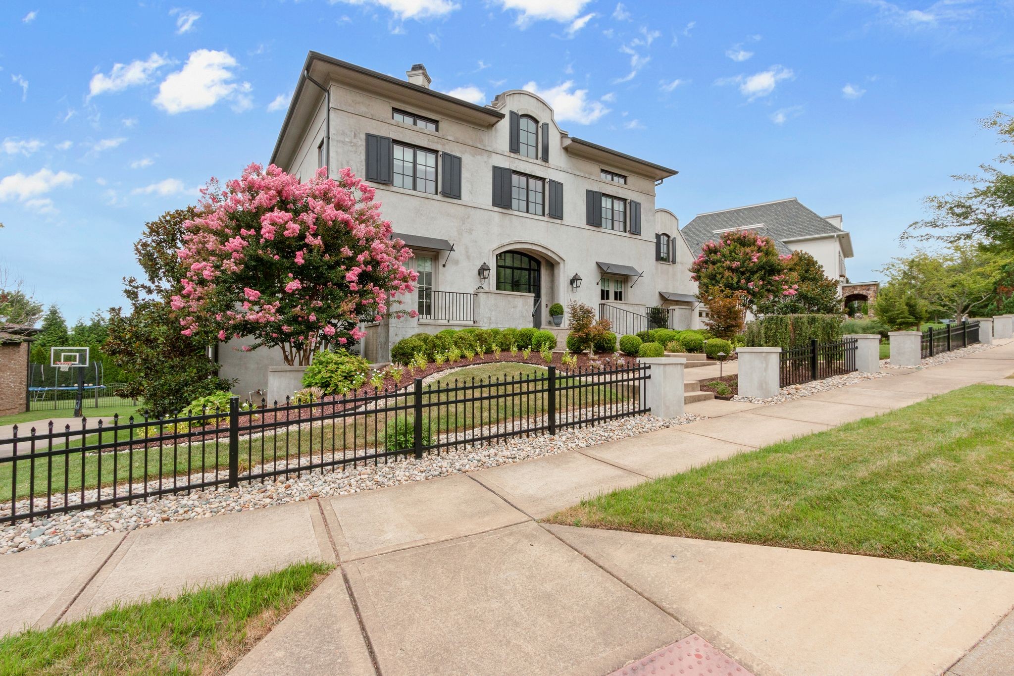 1542 Championship Boulevard