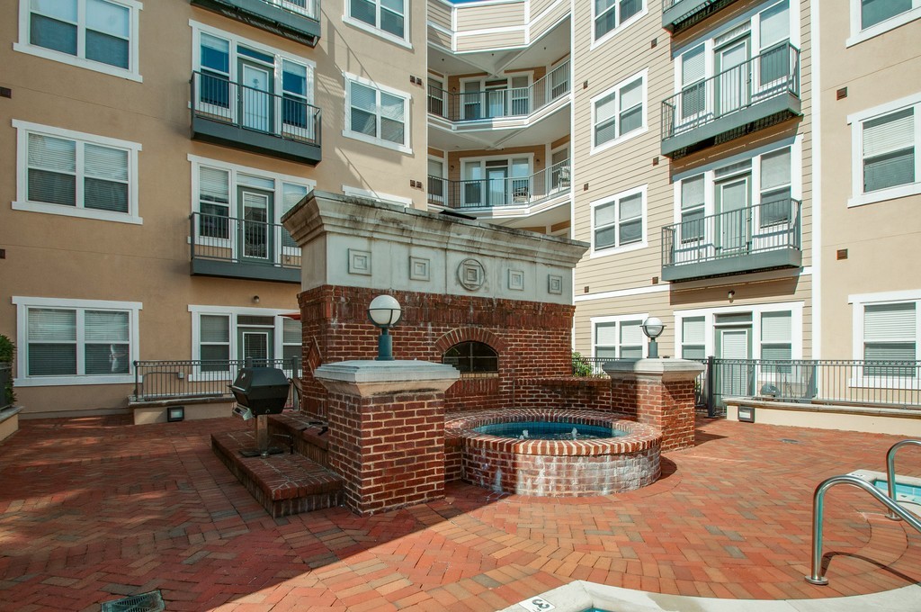 3000 Vanderbilt Pl Unit: 105