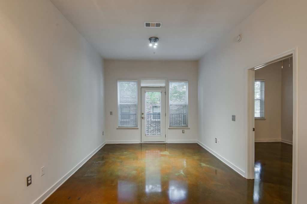 3000 Vanderbilt Pl Unit: 105