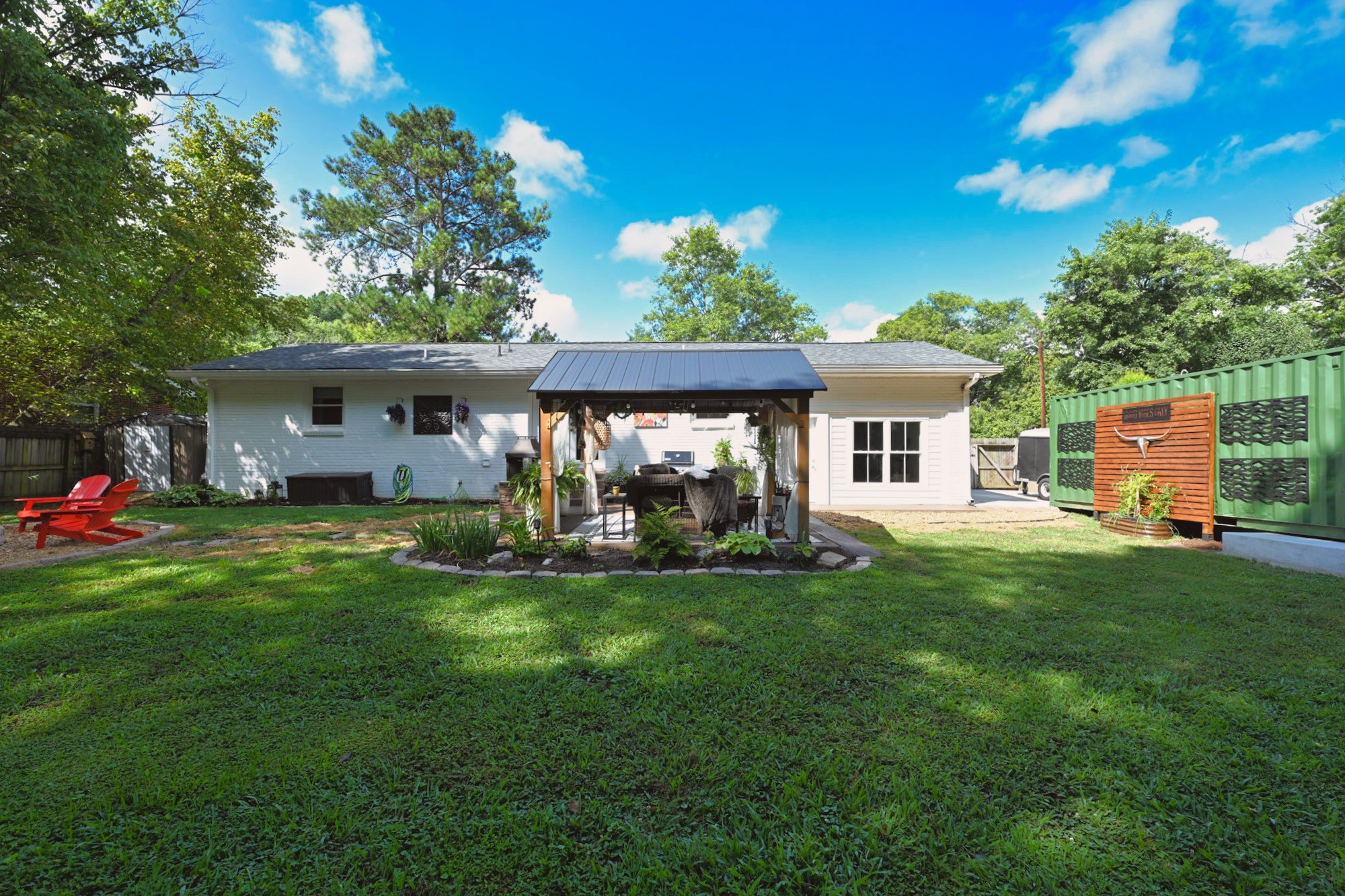 692 Brewer Dr