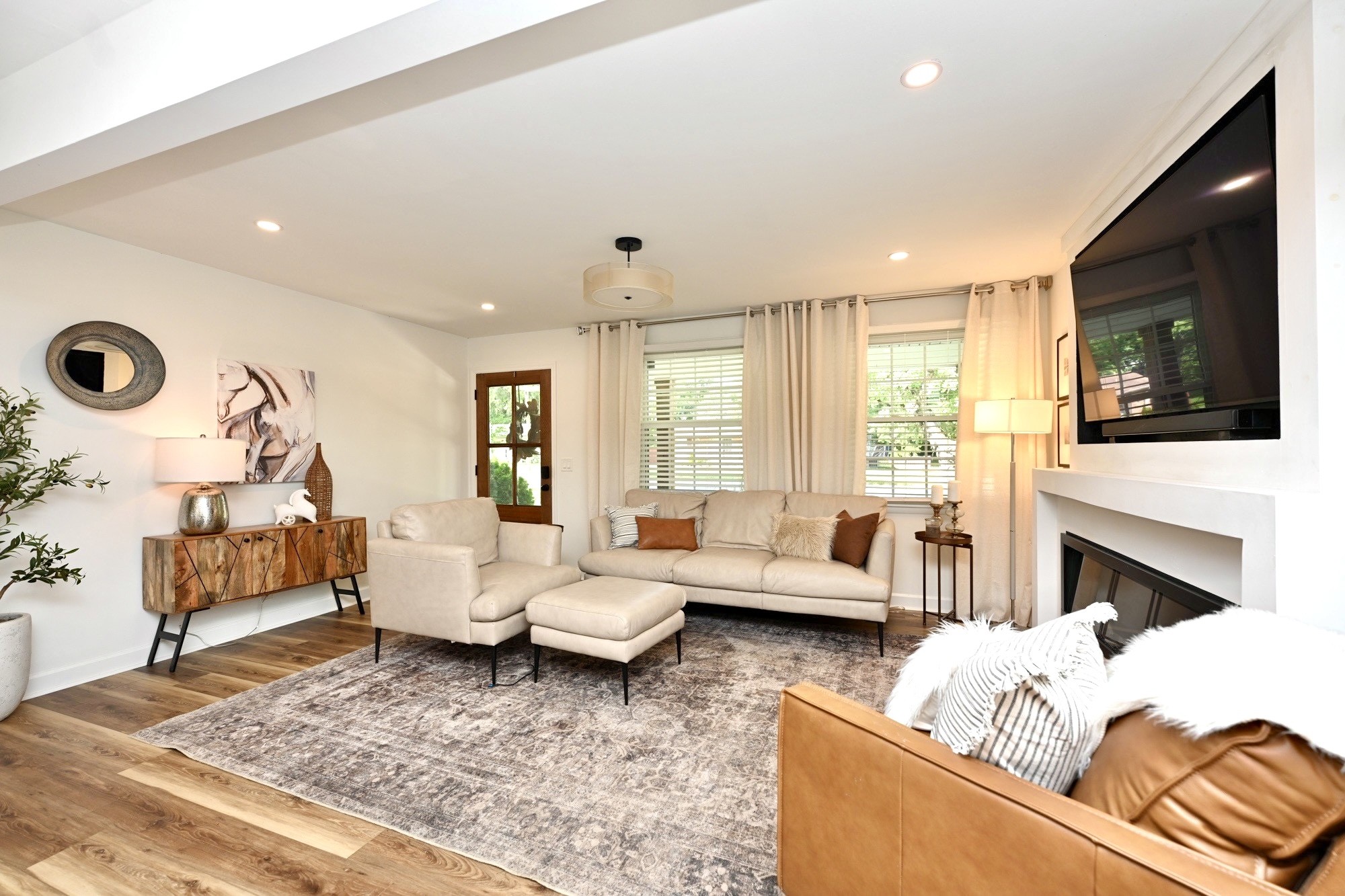 692 Brewer Dr