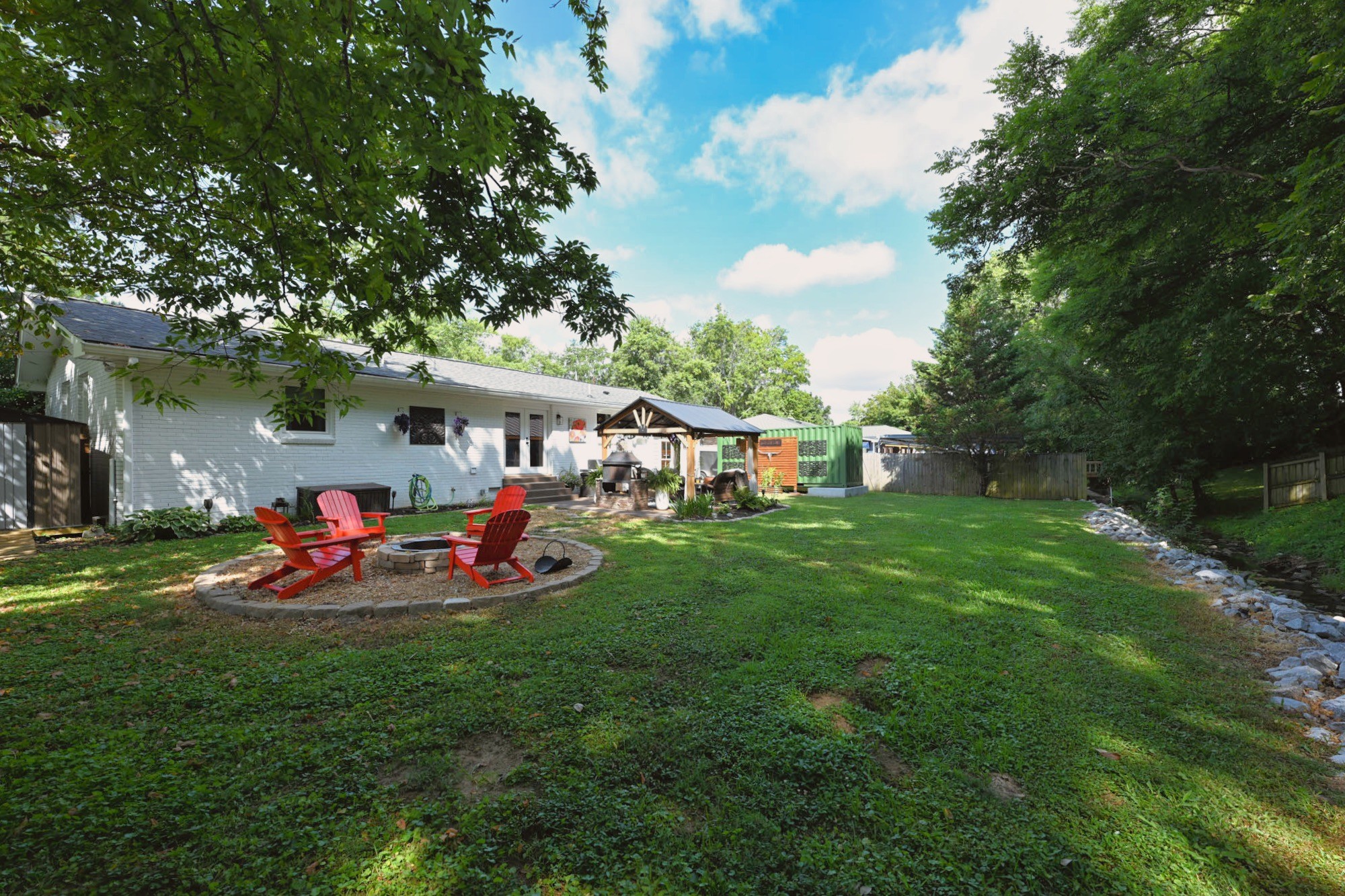 692 Brewer Dr