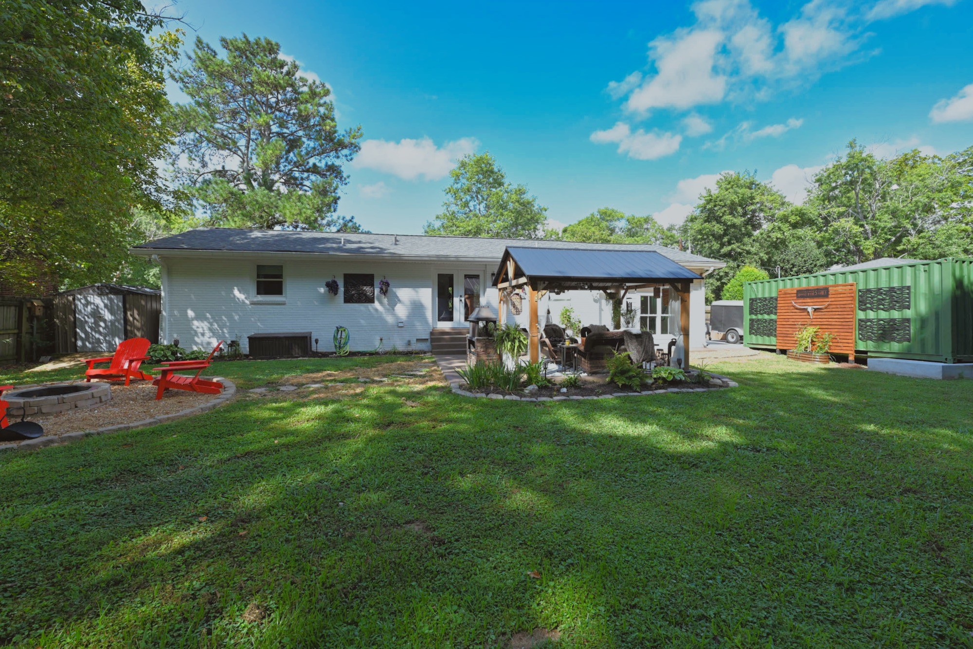 692 Brewer Dr