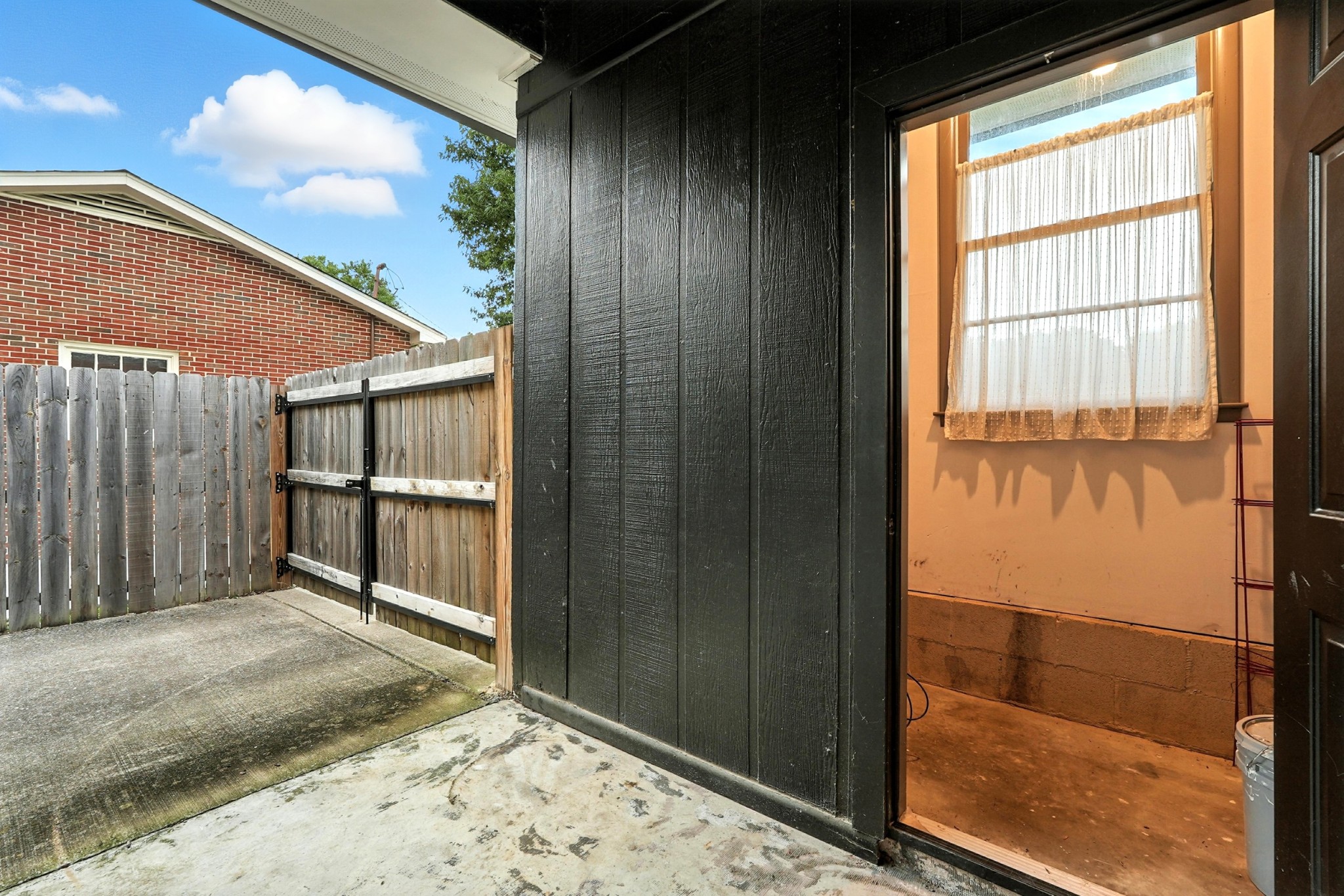 4220 Home Haven Dr