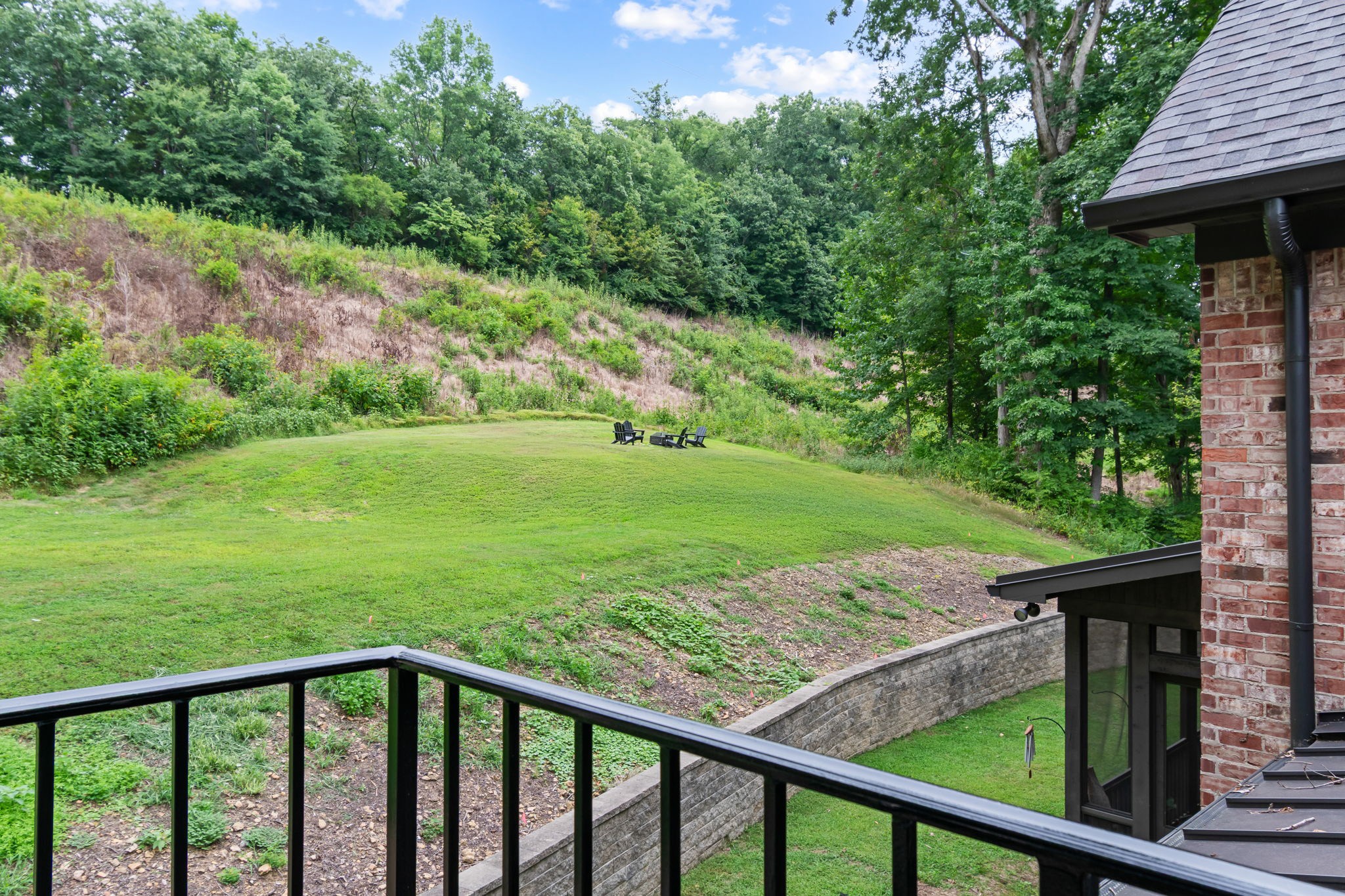 7518 River Road Pike