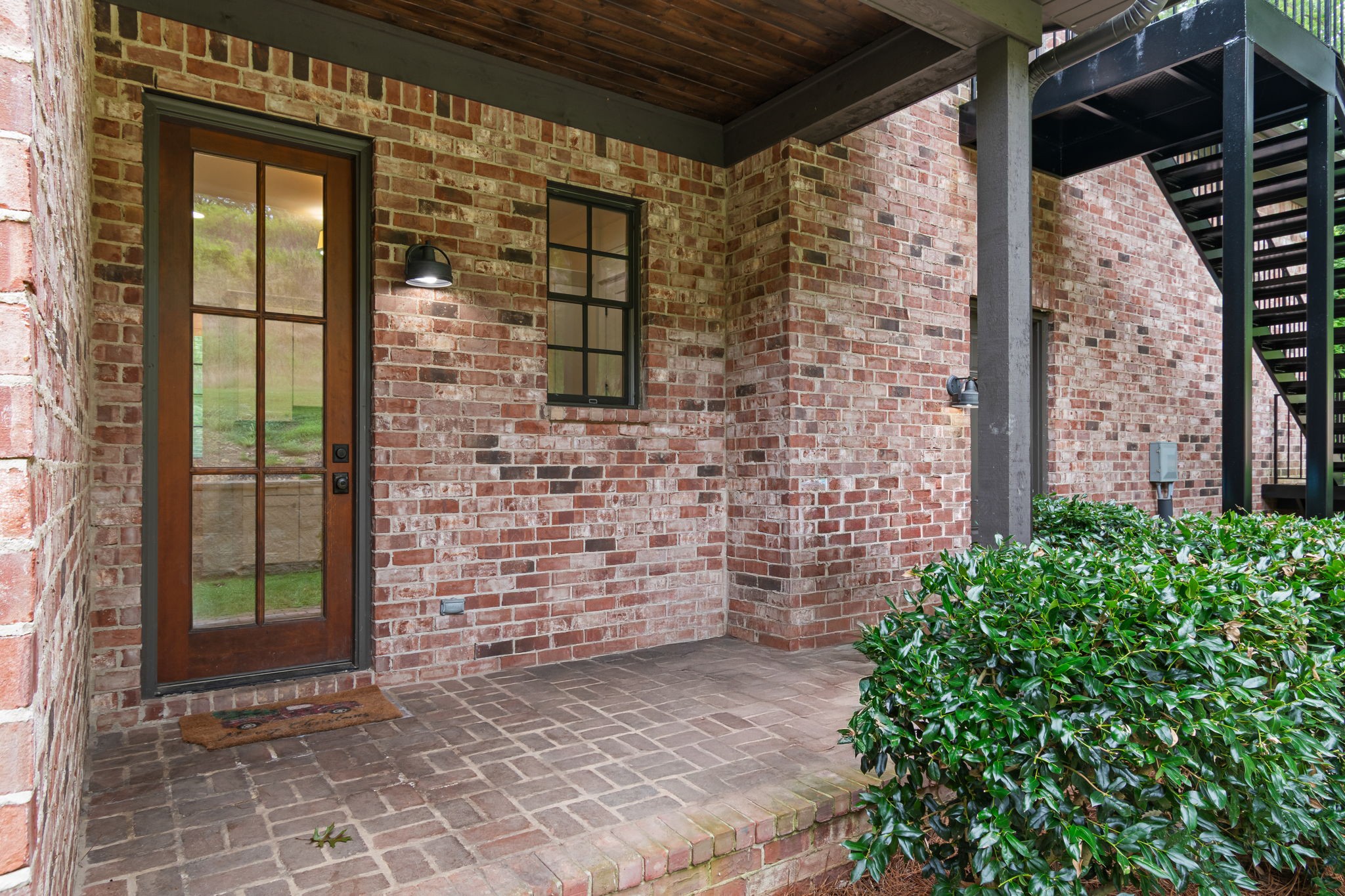 7518 River Road Pike