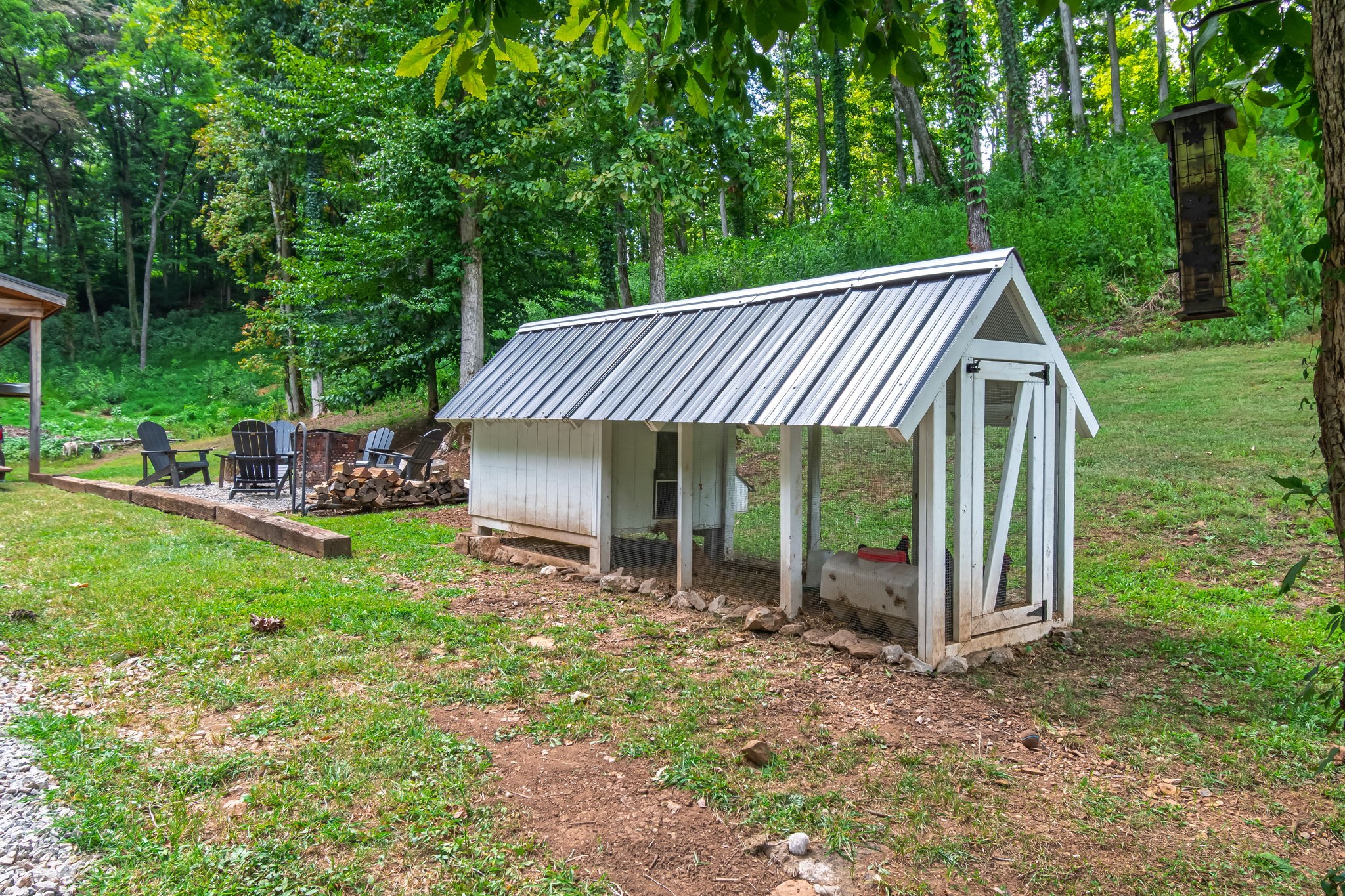 7518 River Road Pike