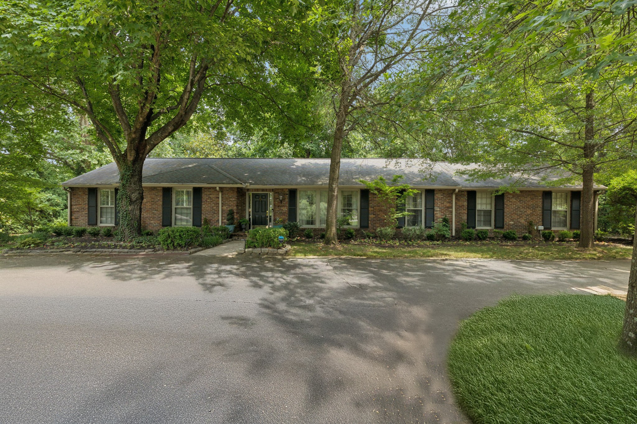 5919 Post Rd