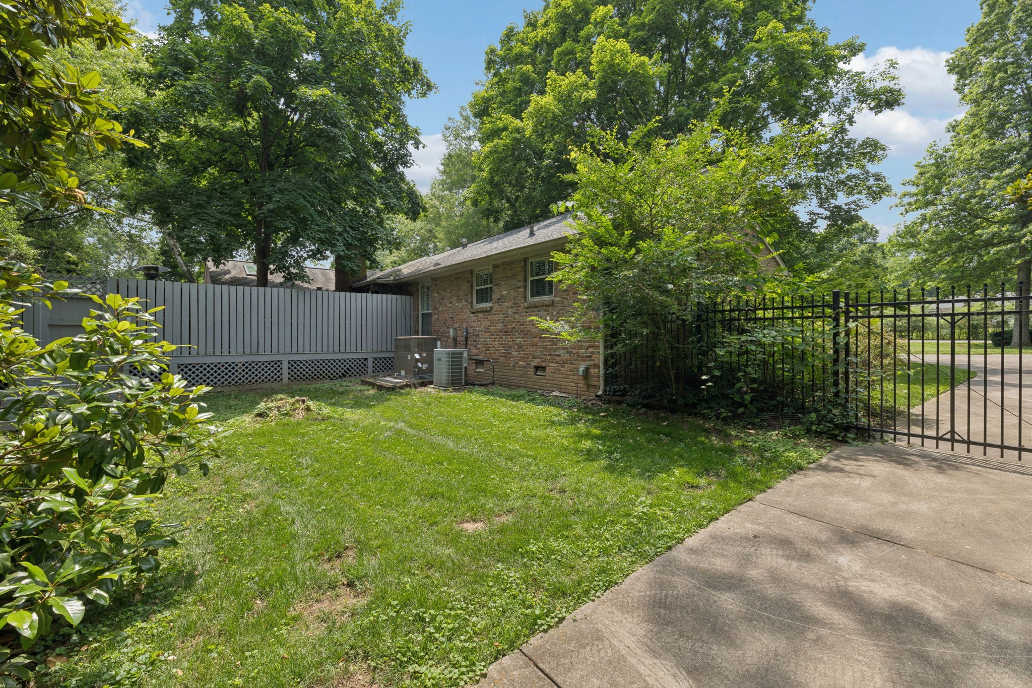5919 Post Rd