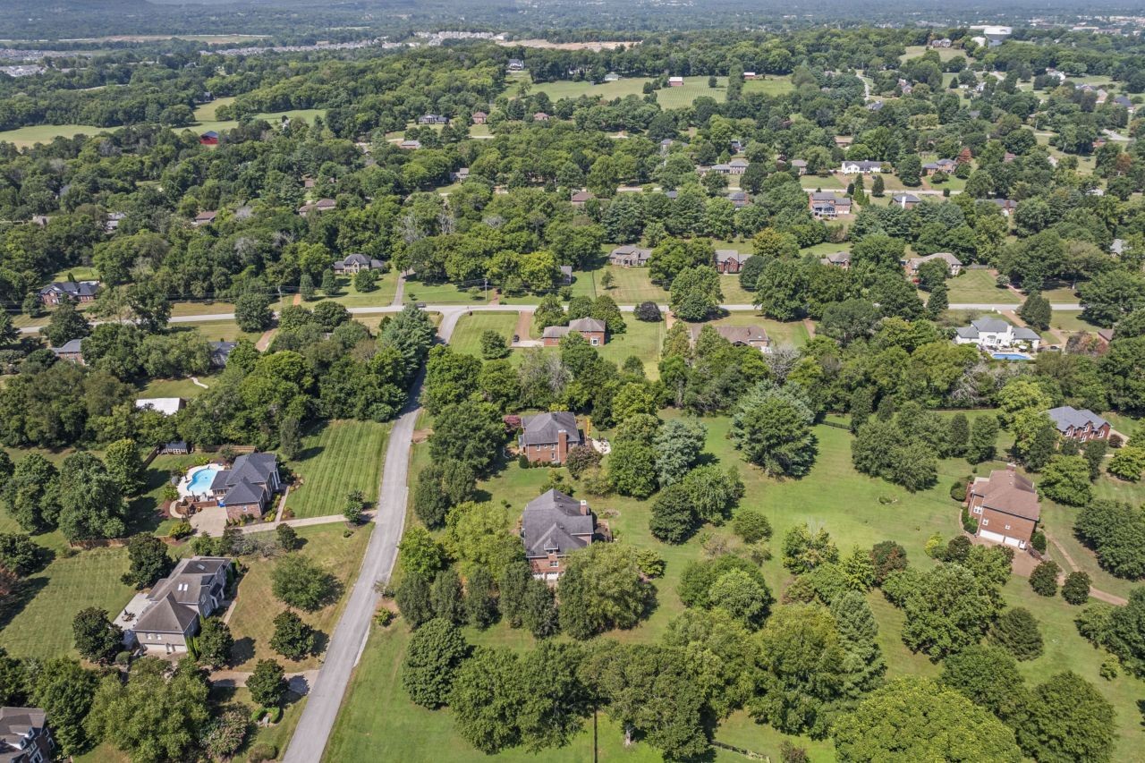 2236 Avery Valley Dr