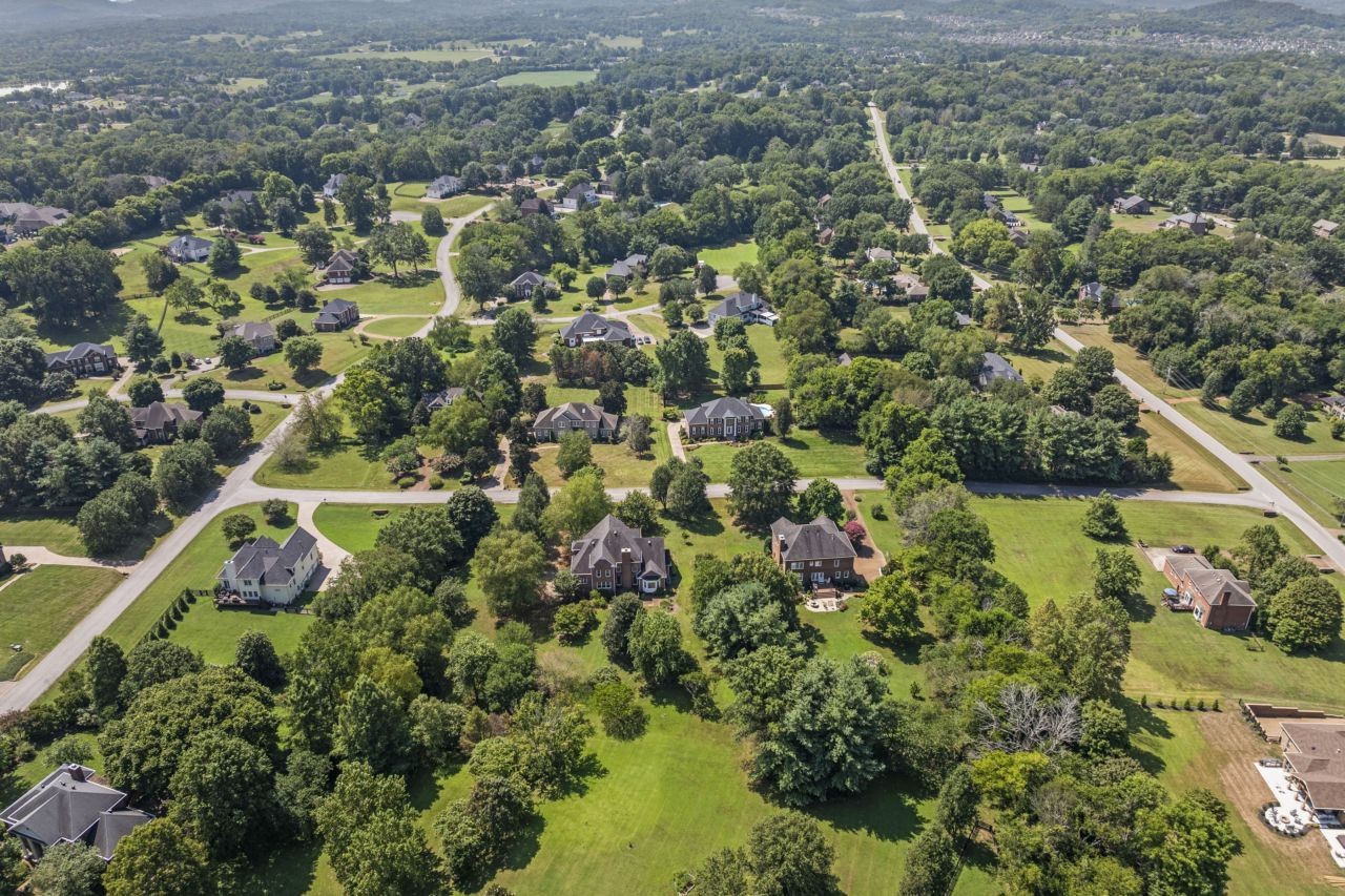 2236 Avery Valley Dr