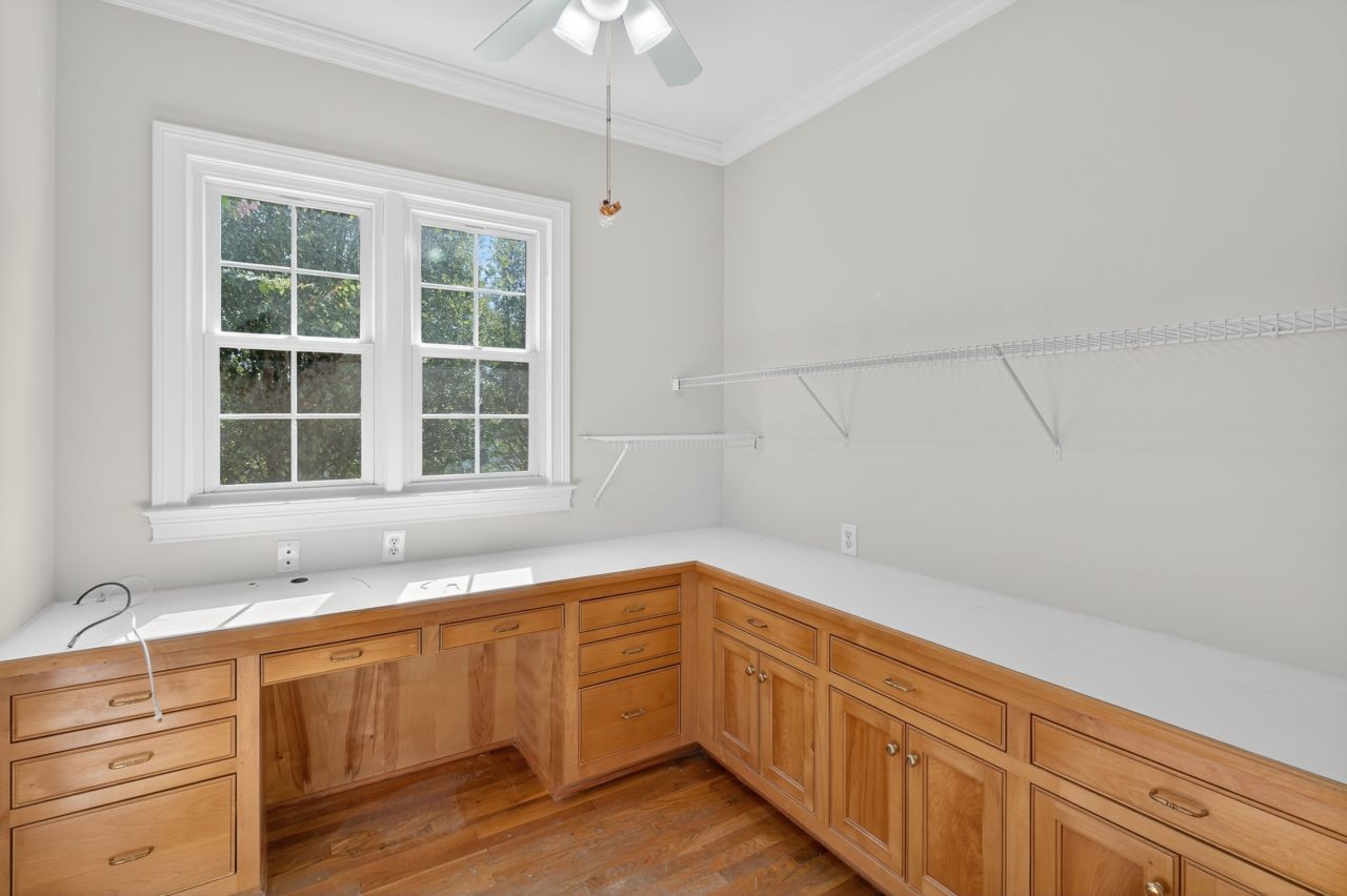 2236 Avery Valley Dr