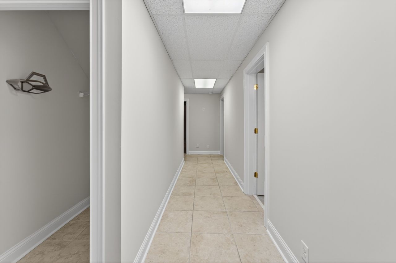 2236 Avery Valley Dr