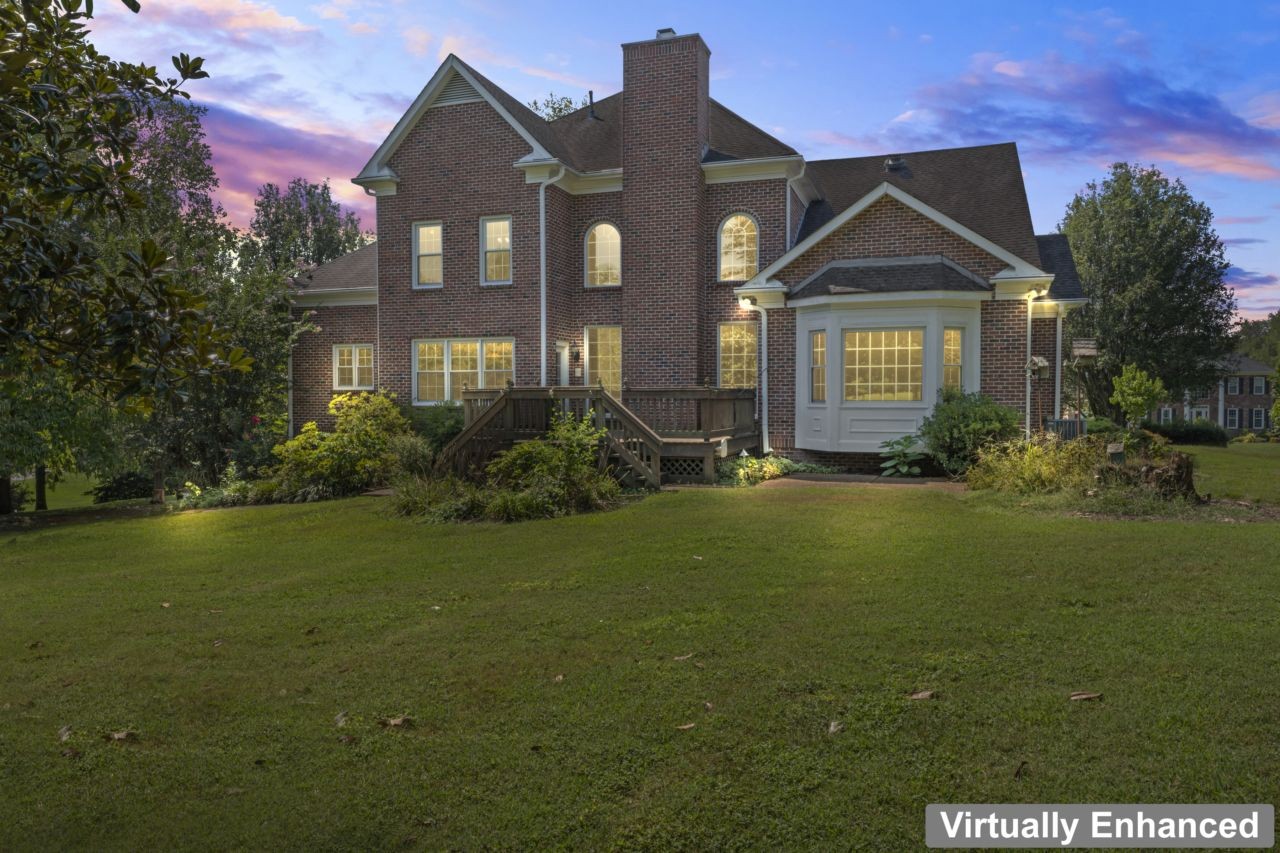 2236 Avery Valley Dr