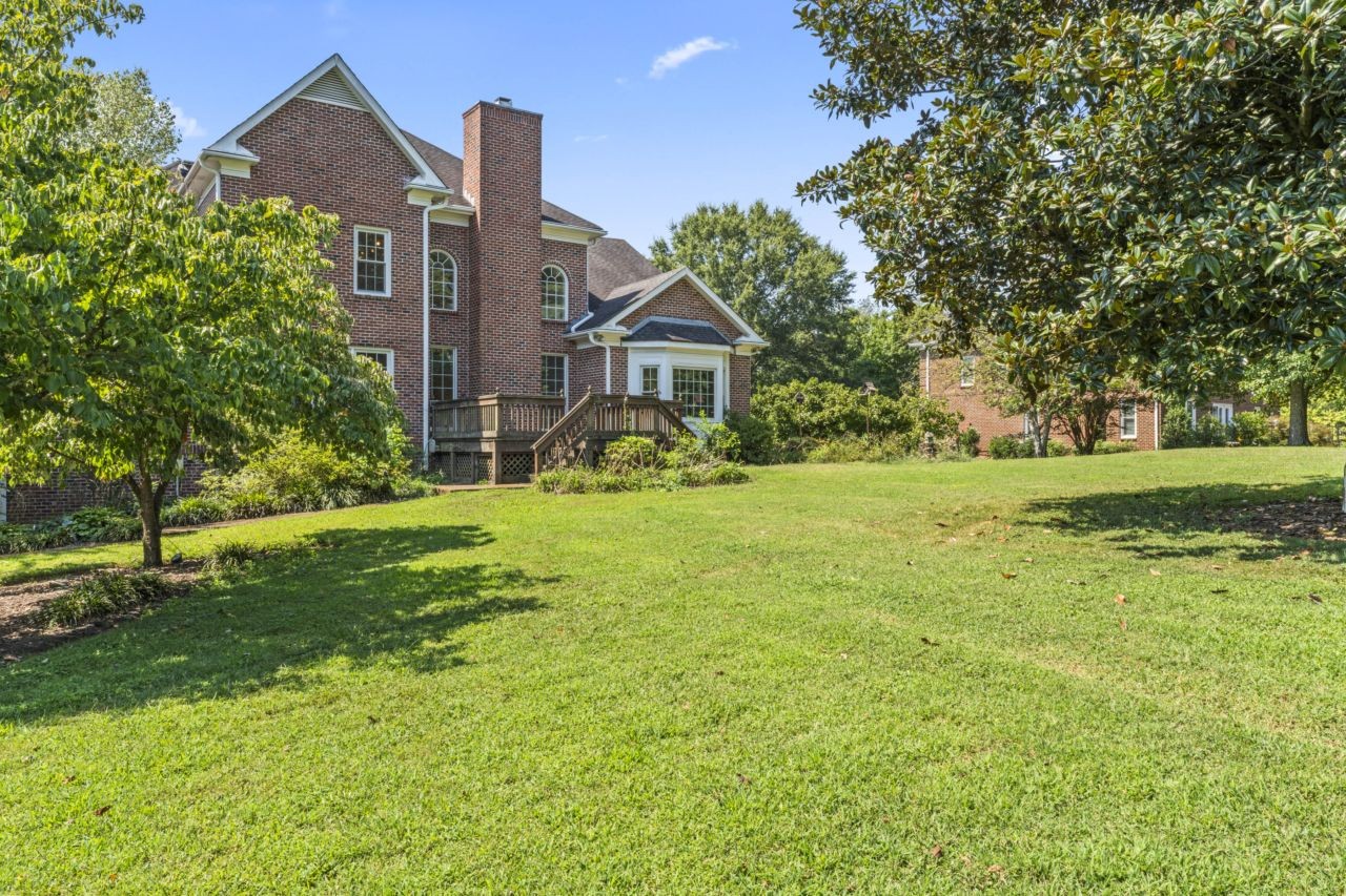 2236 Avery Valley Dr