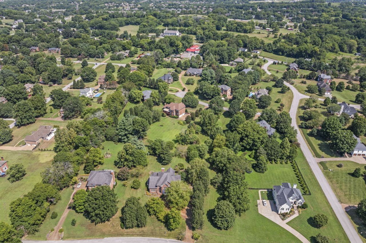 2236 Avery Valley Dr
