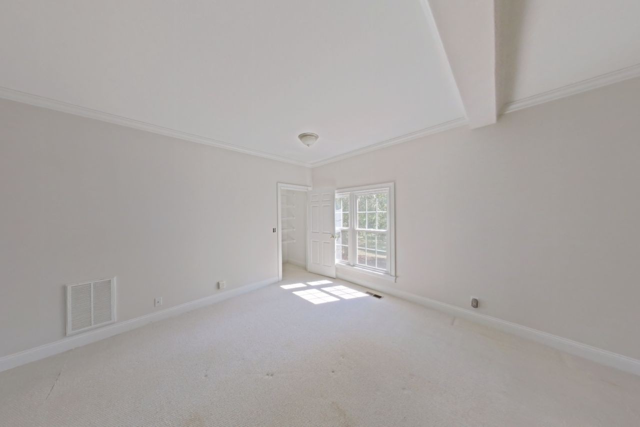 2236 Avery Valley Dr