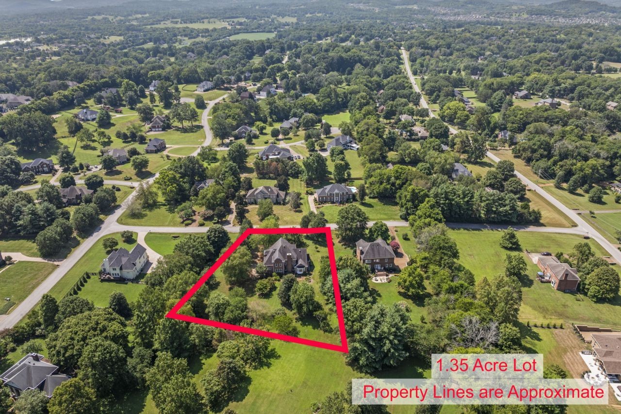 2236 Avery Valley Dr
