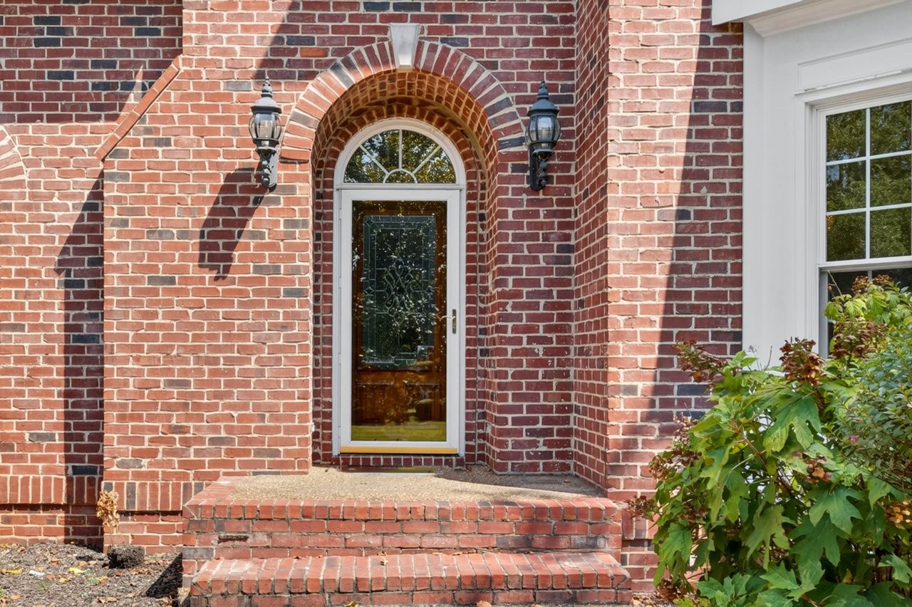 2236 Avery Valley Dr