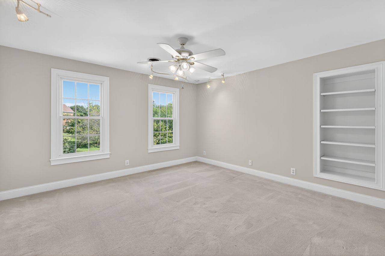 2236 Avery Valley Dr