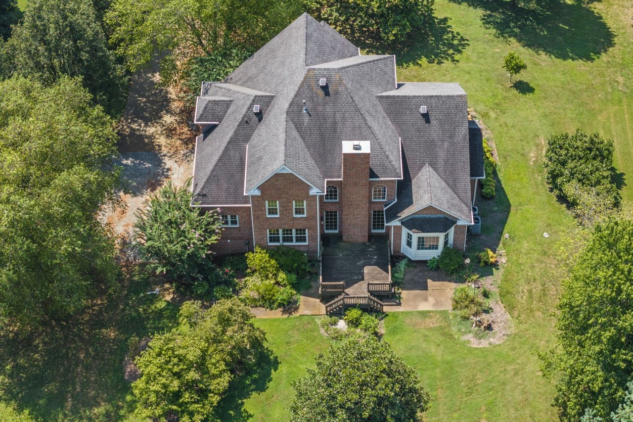 2236 Avery Valley Dr