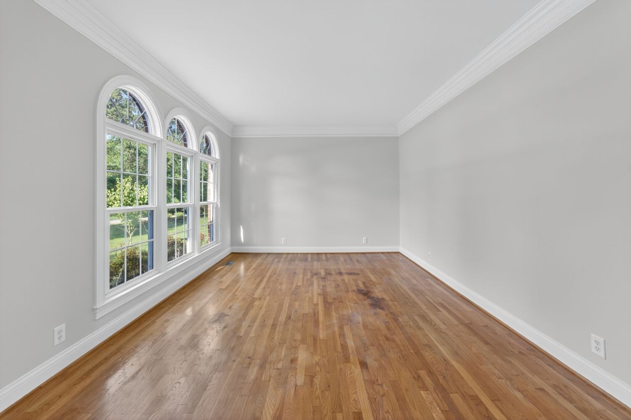 2236 Avery Valley Dr