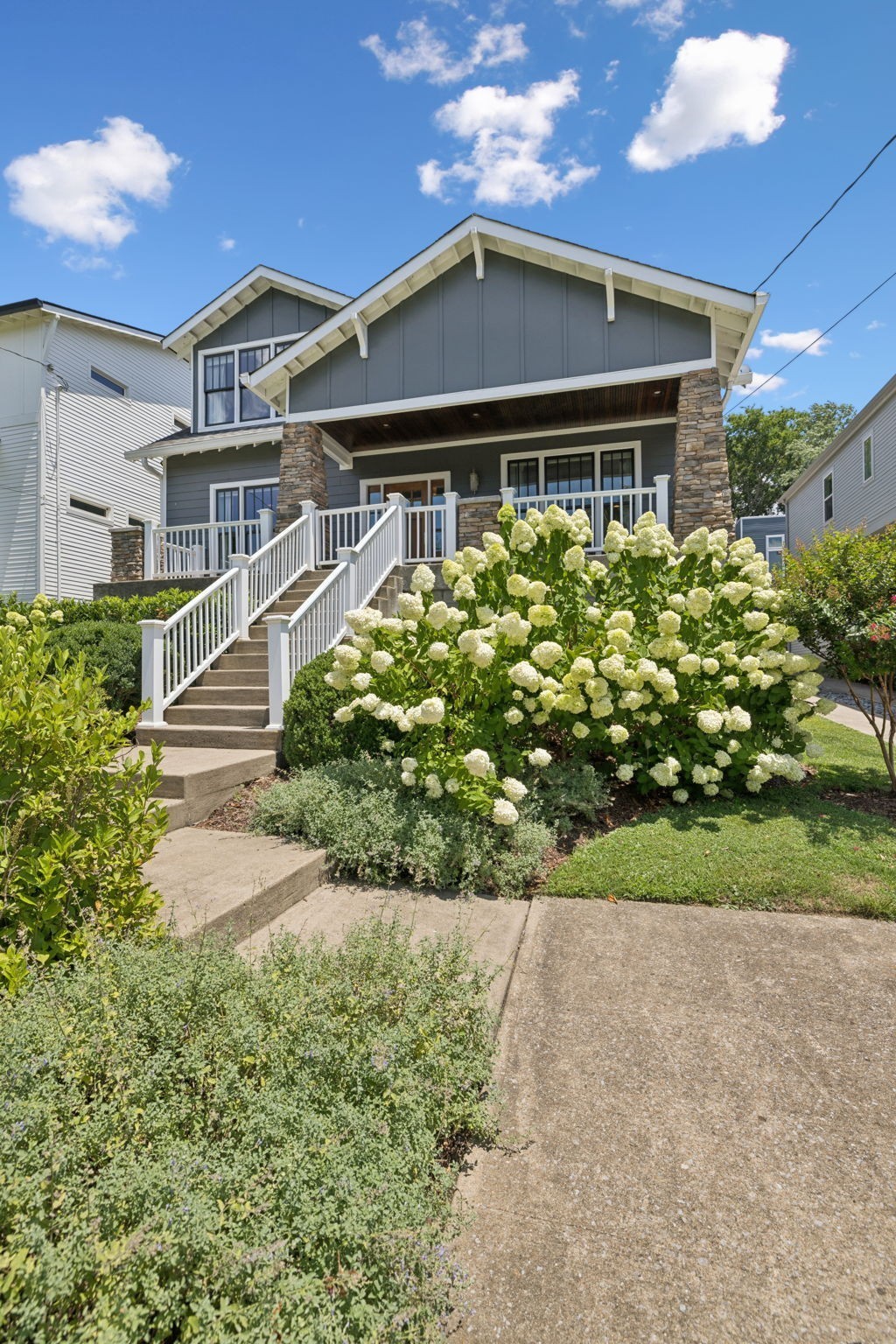 2310 Vaulx Ln