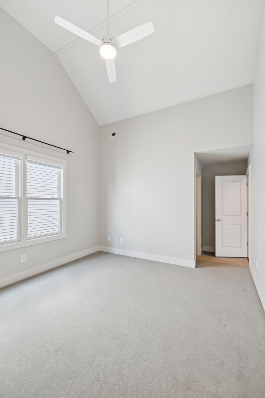 2310 Vaulx Ln