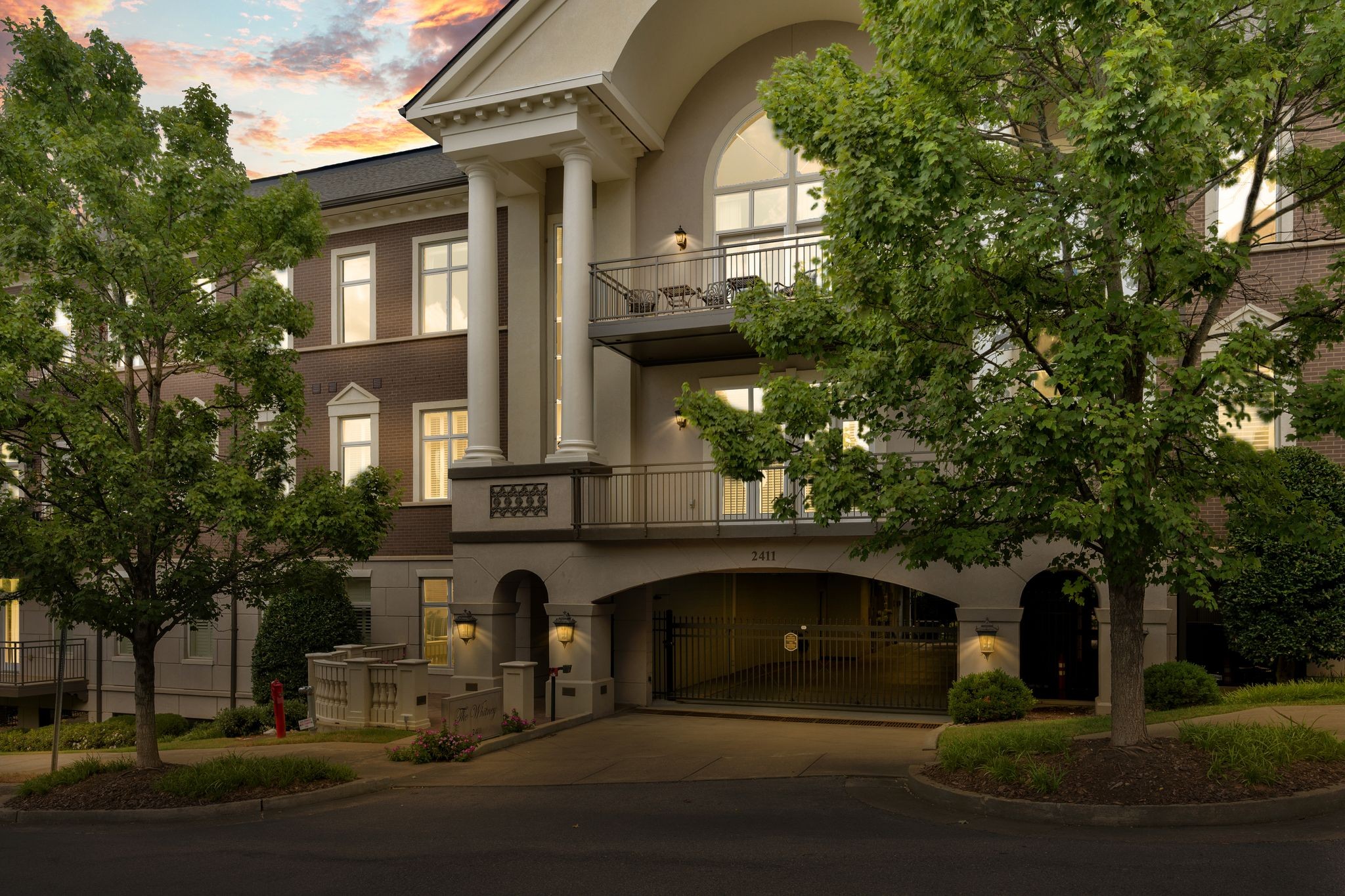 2411 Crestmoor Rd Unit: 3