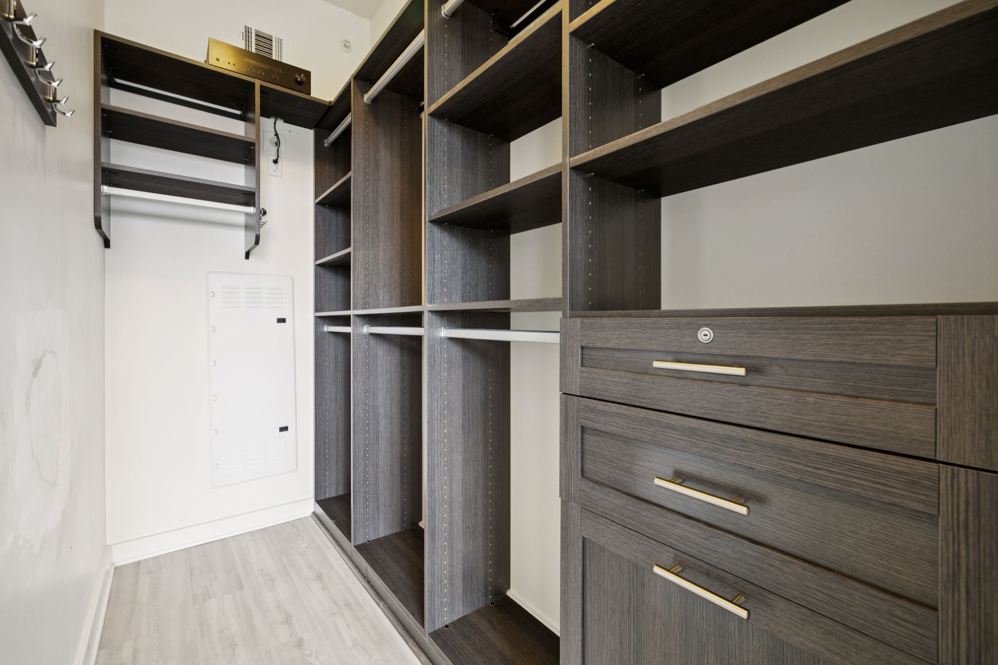 1212 Laurel St Unit: 302