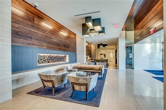 1212 Laurel St Unit: 302