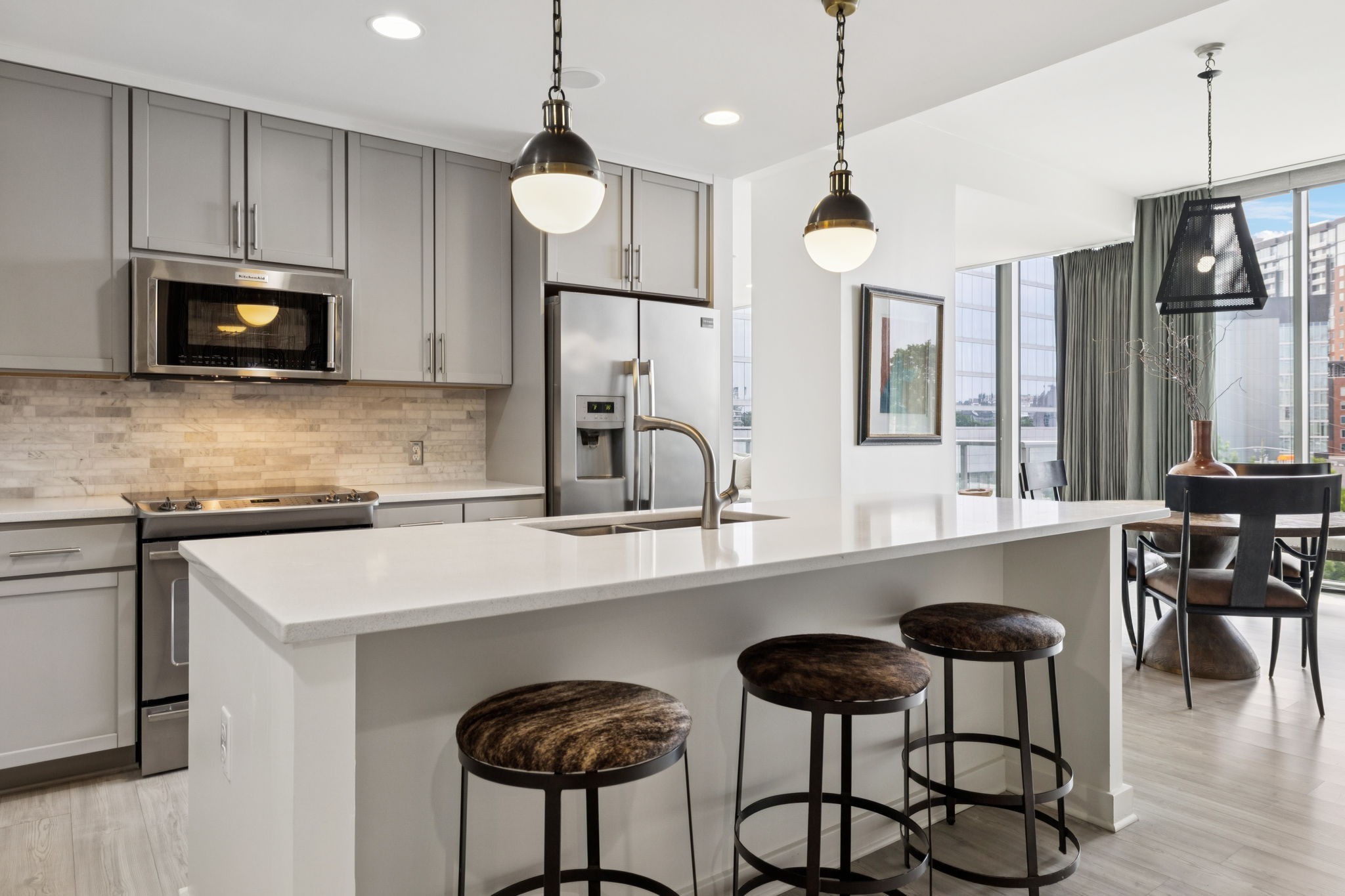 1212 Laurel St Unit: 302