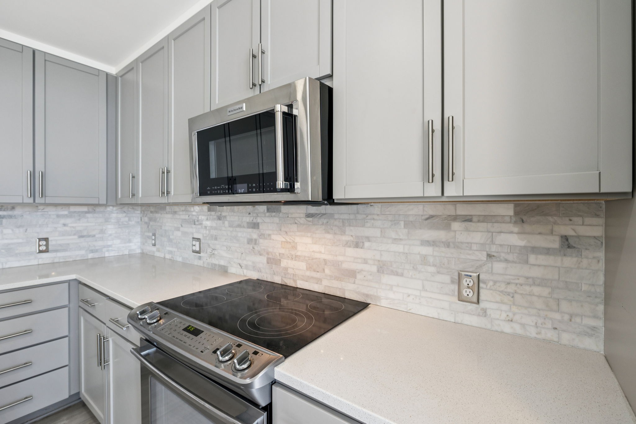 1212 Laurel St Unit: 302