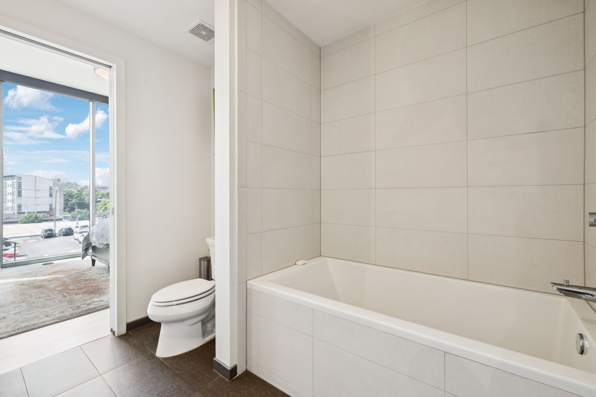 1212 Laurel St Unit: 302