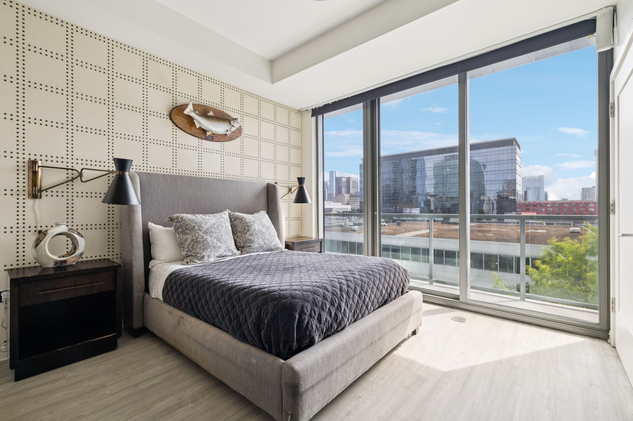 1212 Laurel St Unit: 302