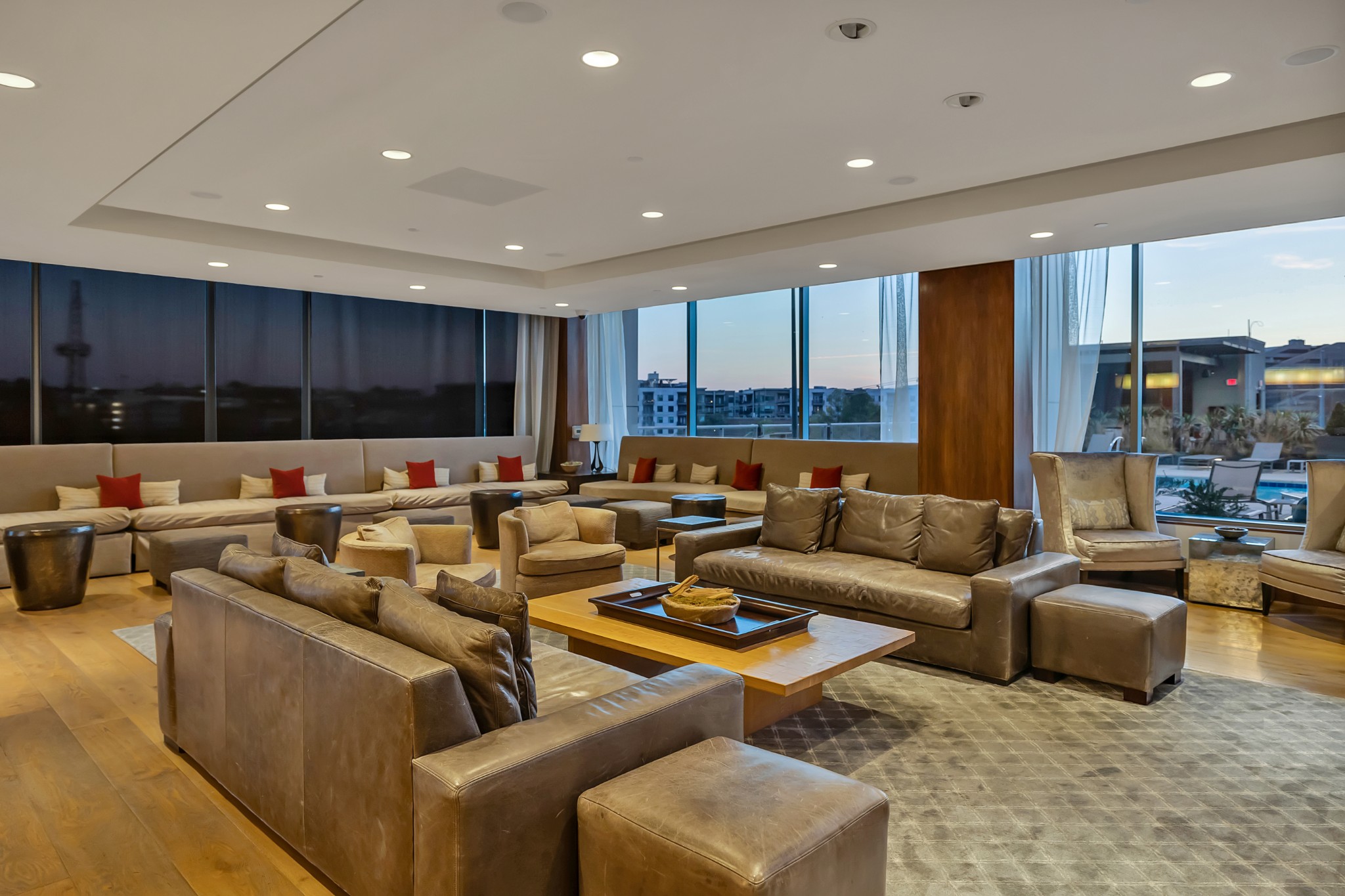 1212 Laurel St Unit: 302