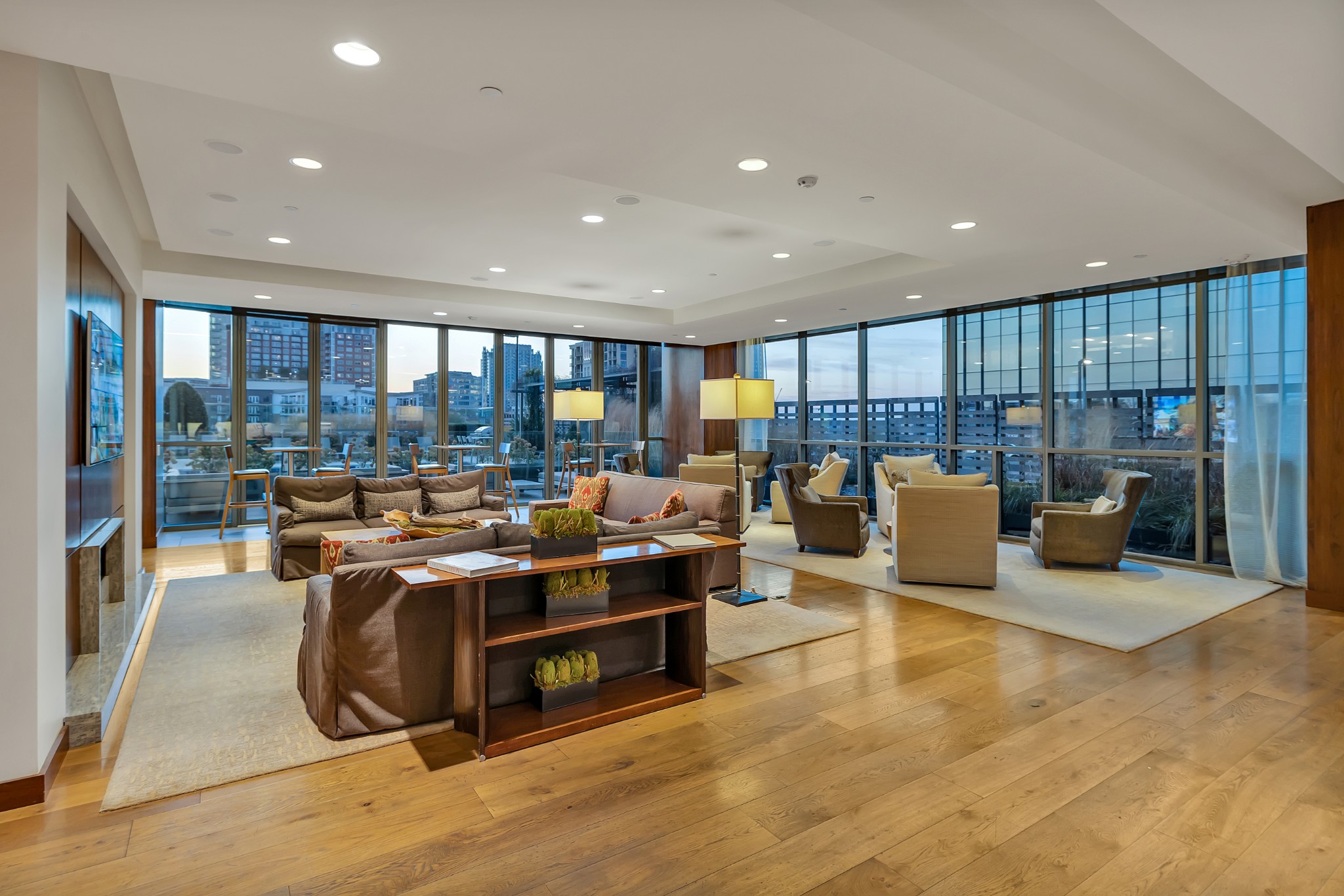 1212 Laurel St Unit: 302