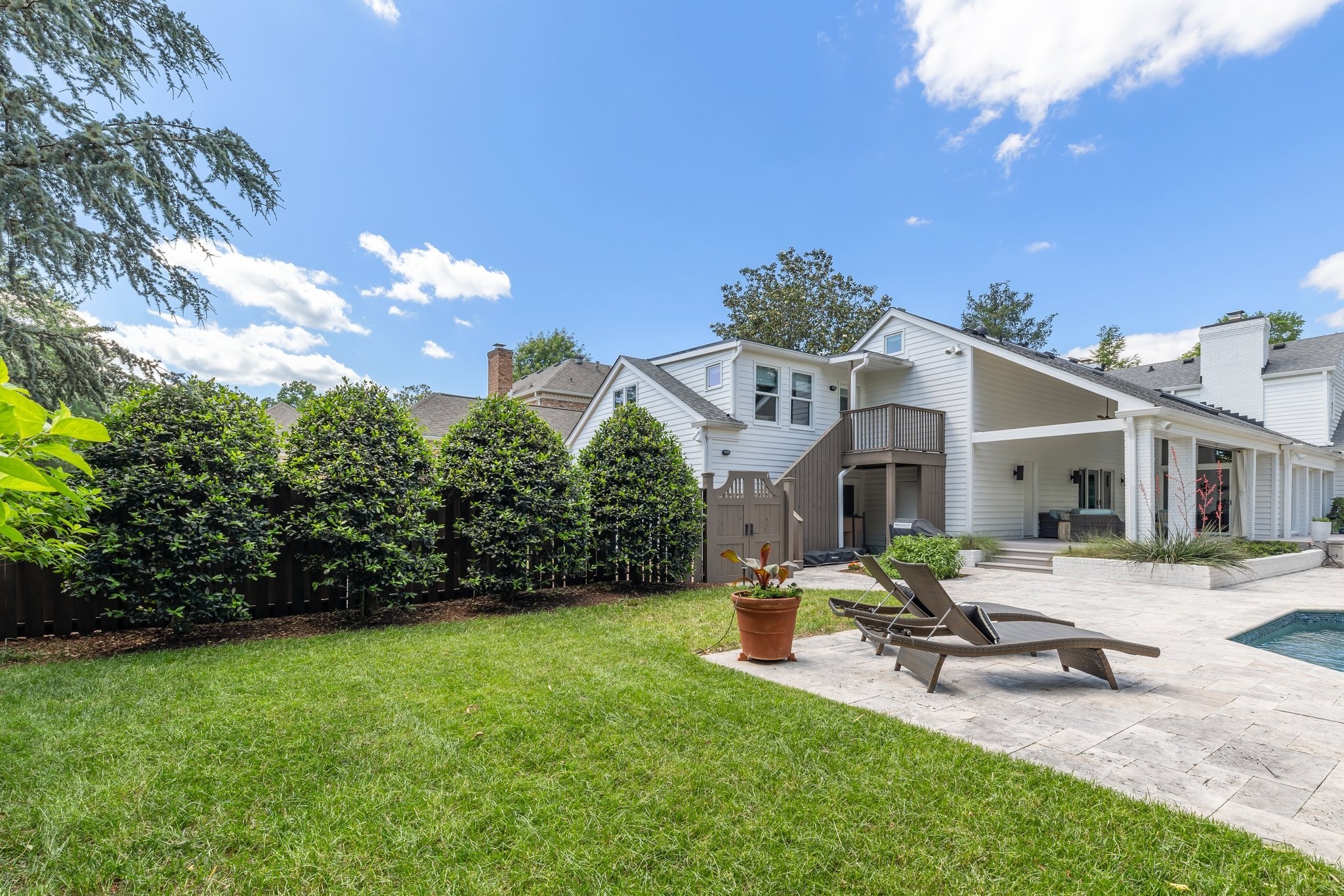 143 Prospect Hill