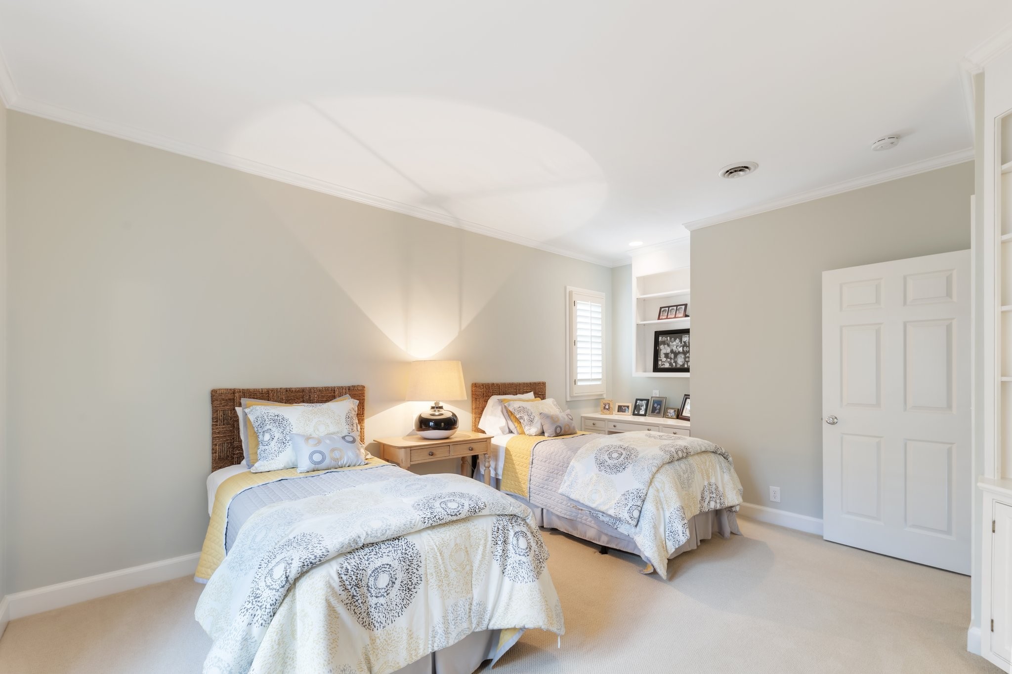 143 Prospect Hill