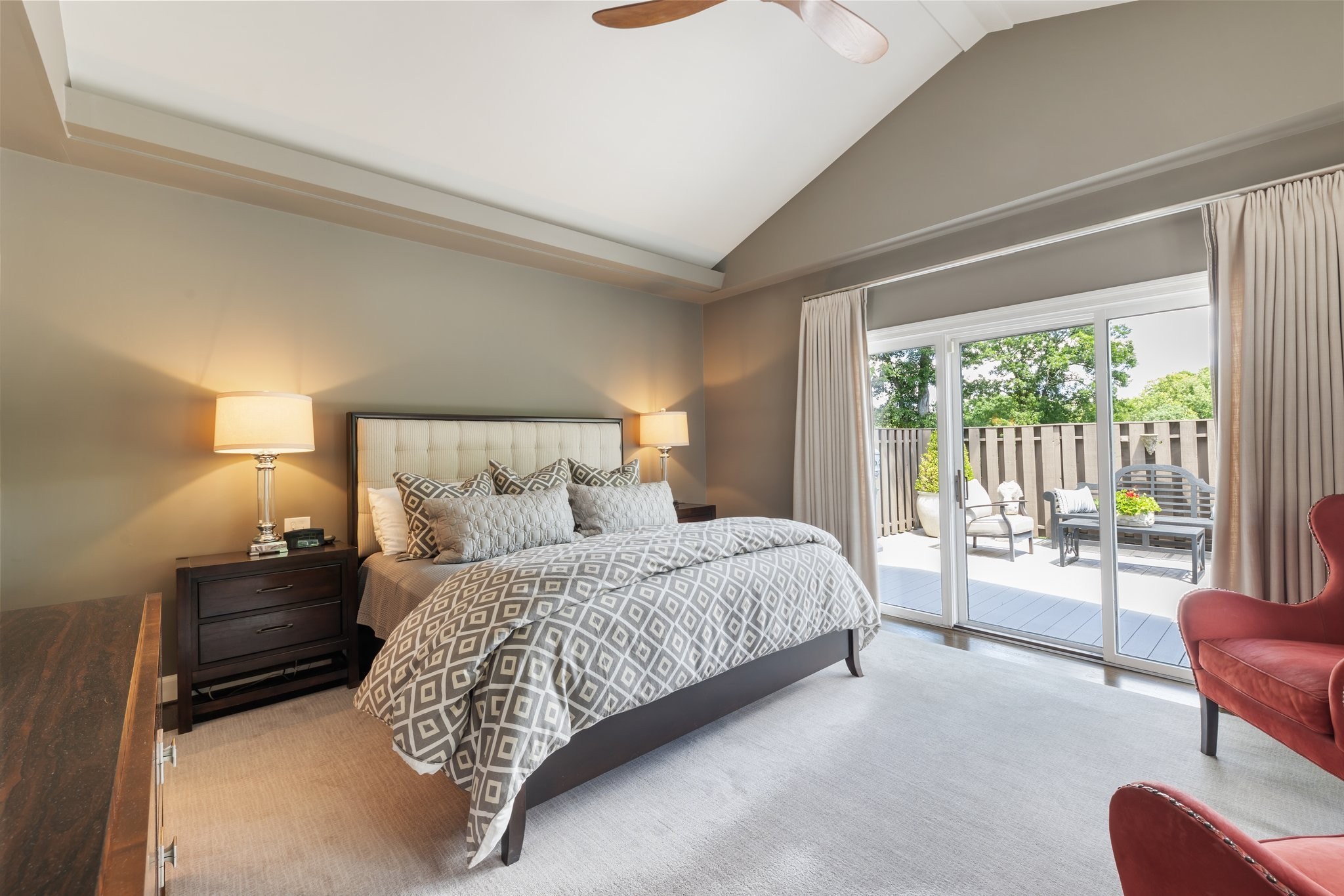 143 Prospect Hill