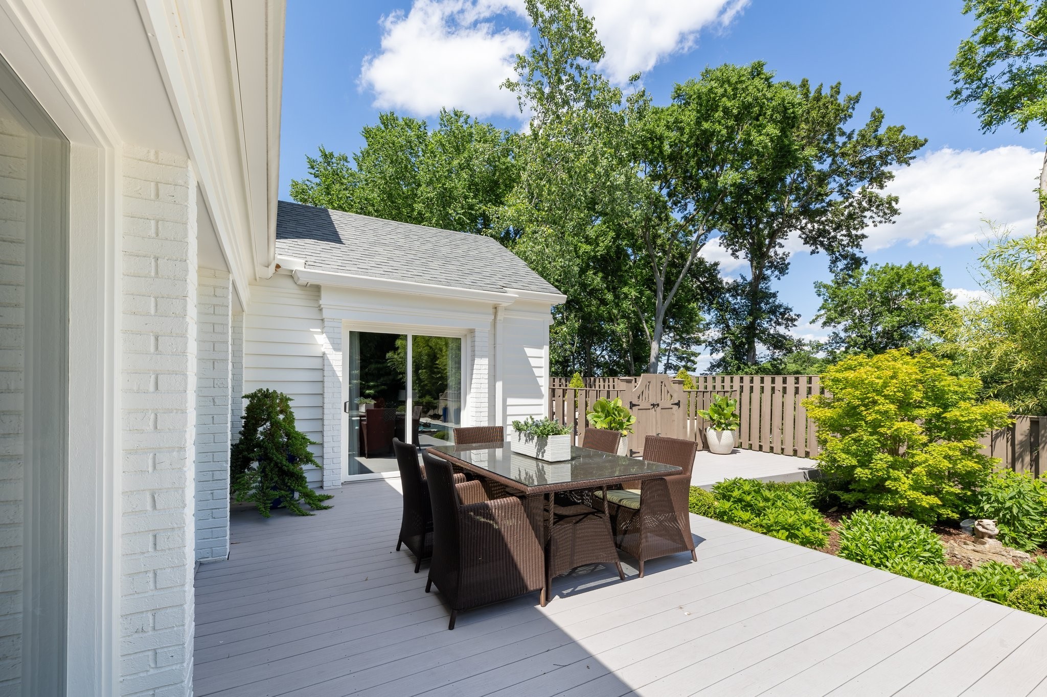 143 Prospect Hill
