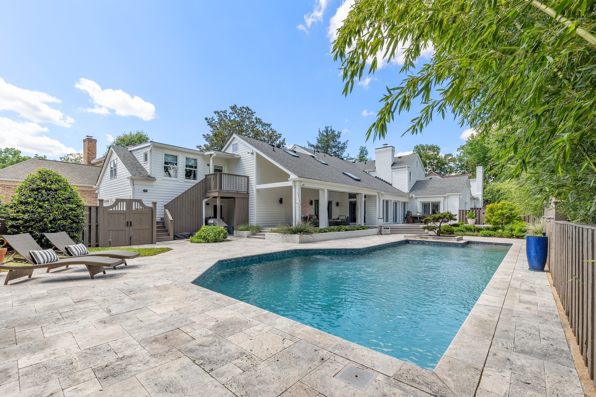 143 Prospect Hill