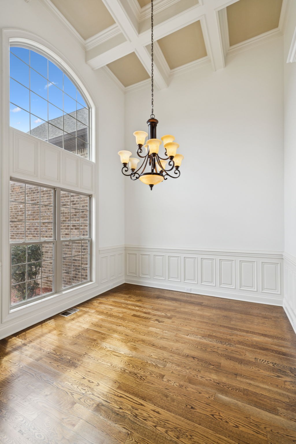 102 Stonefield Dr