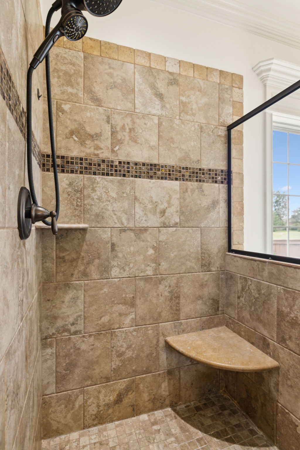 102 Stonefield Dr