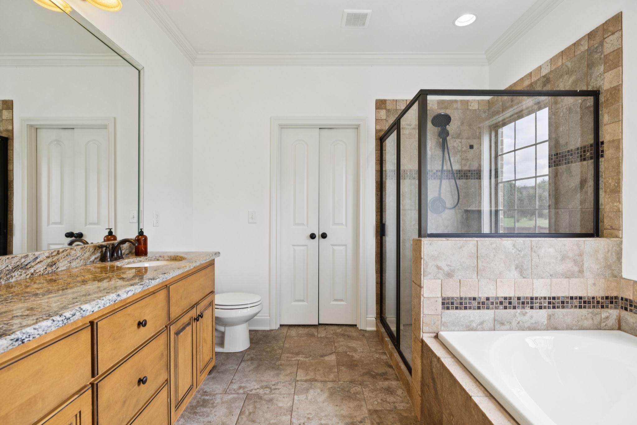 102 Stonefield Dr
